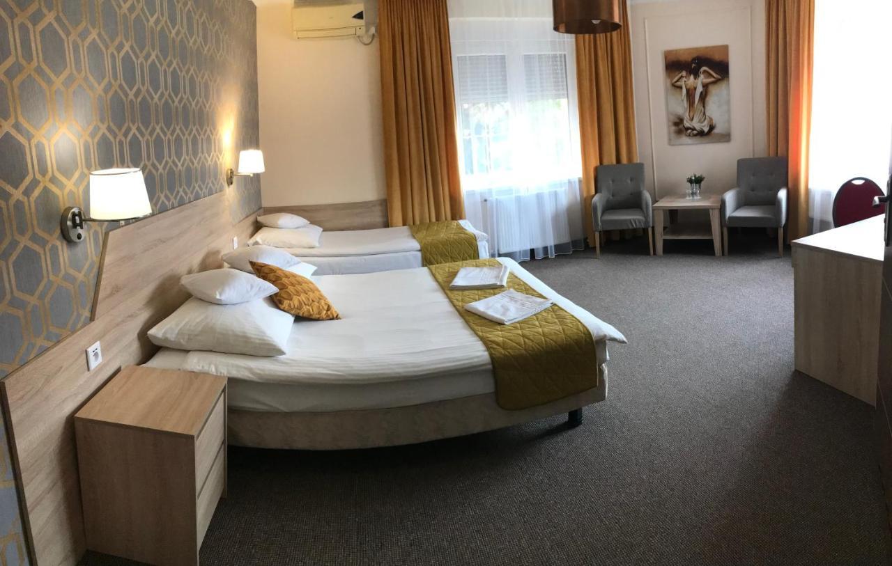 Pasja Noclegi B&B Wolow  エクステリア 写真